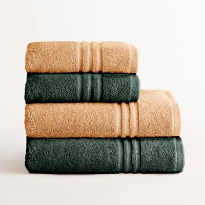 BOHEME Conjunto de 4 toalhas premium mostarda-verde escuro Inclui 2 (50 x 100 cm) e 2 (70 x 140 cm). 100% algodão 700 g/m². Suaves, absorventes e de secagem rápida. BOHEME Conjunto de 4 toalhas premium mostarda-verde escuro Inclui 2 (50 x 100 cm) e 2 (70 x 140 cm). 100% algodão 700 g/m². Suaves, absorventes e de secagem rápida.