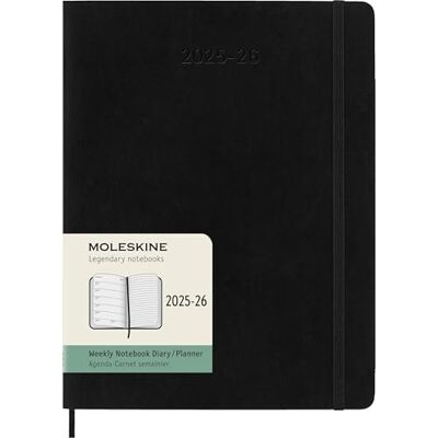 Moleskine Weekly Planner 2025-2026, agenda semanal de 18 meses com espaço para notas, tampa macia e fecho elástico, formato XL de 19 x 25 cm, cor preta Moleskine Weekly Planner 2025-2026, agenda semanal de 18 meses com espaço para notas, tampa macia e fecho elástico, formato XL de 19 x 25 cm, cor preta