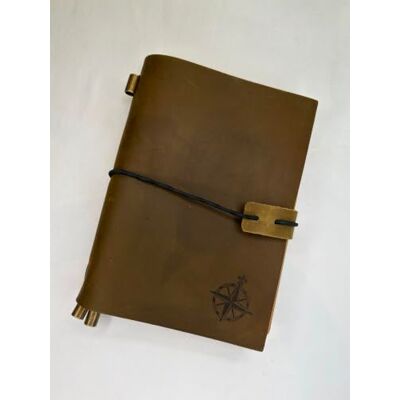 WANDERINGS Caderno de viagem A6 pequeno diário de viagem tamanho A6 de couro genuíno feito à mão perfeito para escrever, poetas, viajantes, como diário inserções em branco 17 x 13 cm WANDERINGS Caderno de viagem A6 pequeno diário de viagem tamanho A6 de couro genuíno feito à mão perfeito para escrever, poetas, viajantes, como diário inserções em branco 17 x 13 cm