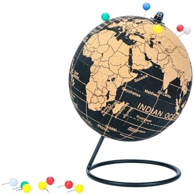 Exerz Globo Terrestre de Cortiça Natural de 14 cm inclui 12 Alfinetes Fixe e Marque Aventuras, Locais Memoráveis, Planos de Férias Futuras. Expositor de Secretária Exerz Globo Terrestre de Cortiça Natural de 14 cm inclui 12 Alfinetes Fixe e Marque Aventuras, Locais Memoráveis, Planos de Férias Futuras. Expositor de Secretária