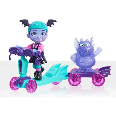 Just Play Vampirina Spooky Scooter Set (Bandai ), cor / modelo sortido Just Play Vampirina Spooky Scooter Set (Bandai ), cor / modelo sortido