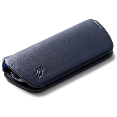 Bellroy Key Cover Plus – Terceira edição (Capa de chaves em couro, comporta 4 – 8 chaves) Azul Marinho Bellroy Key Cover Plus – Terceira edição (Capa de chaves em couro, comporta 4 – 8 chaves) Azul Marinho