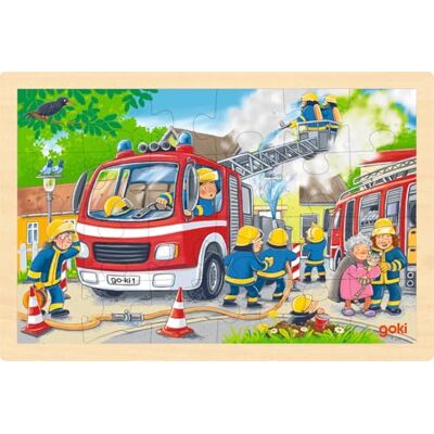Goki – Puzzle de madeira com design de bombeiros, 24 peças, com veículo de emergência, aprox. 30 cm de Largura, a partir de 3 Anos Goki – Puzzle de madeira com design de bombeiros, 24 peças, com veículo de emergência, aprox. 30 cm de Largura, a partir de 3 Anos