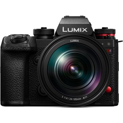 Máquina Fotográfica Digital Lumix S1 II E + Objetiva S 24-105mm f/4 (Preto) - PANASONIC Máquina Fotográfica Digital Lumix S1 II E + Objetiva S 24-105mm f/4 (Preto) - PANASONIC