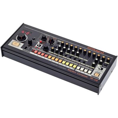 TR-08 BOUTIQUE Sons Icónicos Roland TR-808 inclui Docking DK-01 TR-08 BOUTIQUE Sons Icónicos Roland TR-808 inclui Docking DK-01