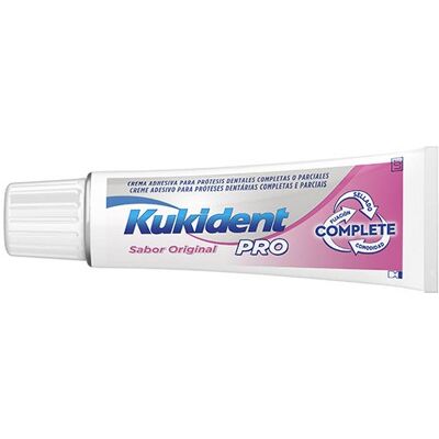 Kukident Crema Adhesiva Pro Clasico Kukident Crema Adhesiva Pro Clasico
