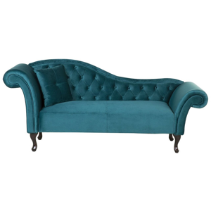 Sofá Chaise-longue de veludo azul com botões estofados braço enrolado à esquerda e almofada
