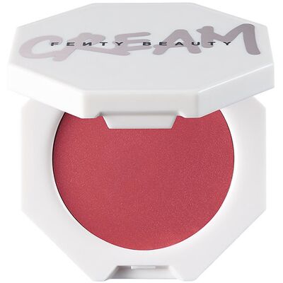 Fenty Beauty Cheeks Out Freestyle Ruj Cremă - Vin de Vară - Roșu Cremă Fenty Beauty Cheeks Out Freestyle Ruj Cremă - Vin de Vară - Roșu Cremă