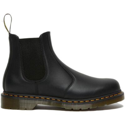 Dr. Martens 2976 Nappa Leather Chelsea Boot Bărbați - Încălțăminte Dr. Martens - Negru - DM27100001-4 - Size: 4 Negru 4 male Dr. Martens 2976 Nappa Leather Chelsea Boot Bărbați - Încălțăminte Dr. Martens - Negru - DM27100001-4 - Size: 4 Negru 4 male