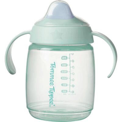 Tommee Tippee Trainer Spout cană pentru antrenament 6m+ Green 1 buc Tommee Tippee Trainer Spout cană pentru antrenament 6m+ Green 1 buc