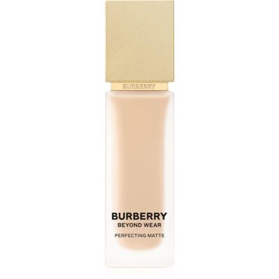 Burberry Beyond Wear Perfecting Matte Foundation machiaj lichid cu un finisaj mat culoare Fair Warm 020 30 ml Burberry Beyond Wear Perfecting Matte Foundation machiaj lichid cu un finisaj mat culoare Fair Warm 020 30 ml