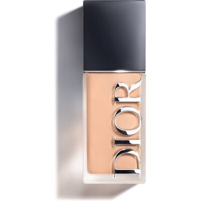 Christian Dior Dior Forever Skin Wear machiaj matifiant de lungă durată SPF 20 culoare 2.5 Neutral 30 ml Christian Dior Dior Forever Skin Wear machiaj matifiant de lungă durată SPF 20 culoare 2.5 Neutral 30 ml