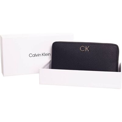 Portofel Calvin Klein negru negru One size female Portofel Calvin Klein negru negru One size female