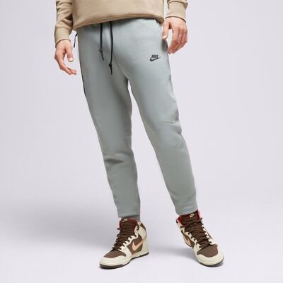 Nike Pantaloni Tech Fleece Jogger XXL Nike Pantaloni Tech Fleece Jogger XXL