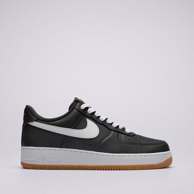 Nike Air Force 1 '07 Lv8 45,5;42,5 Nike Air Force 1 '07 Lv8 45,5;42,5