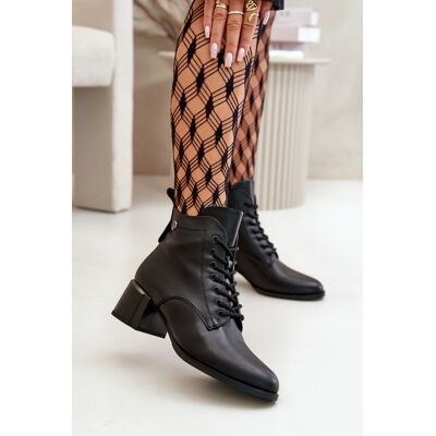 Botine Dama Cu Sireturi Cu Toc Din Piele Naturala Izolate Negre Vinceza 91110 37 Botine Dama Cu Sireturi Cu Toc Din Piele Naturala Izolate Negre Vinceza 91110 37