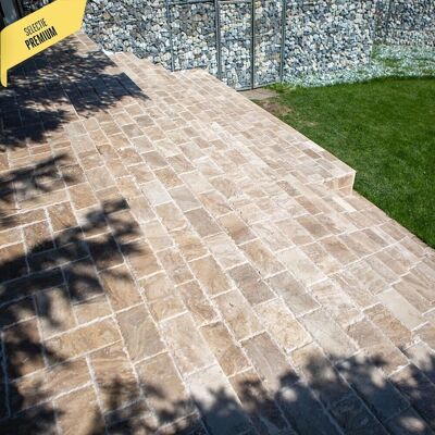 PIATRAONLINE Travertin Latte PREMIUM Periat si Daltuit, 30.5 x 15.2 x 3 cm (Pavaj Exterior) PIATRAONLINE Travertin Latte PREMIUM Periat si Daltuit, 30.5 x 15.2 x 3 cm (Pavaj Exterior)