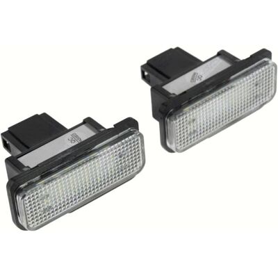 Mercedes-Benz A2038200256 Lumină LED pentru plăcuța de înmatriculare - E-Class, CLS, Tesla Mercedes-Benz A2038200256 Lumină LED pentru plăcuța de înmatriculare - E-Class, CLS, Tesla