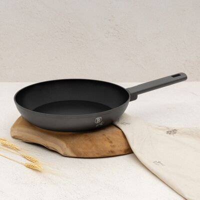Tigaie Berlinger Haus, Anthracite, 28 cm, 2.4 L, aluminiu forjat, antracit mat Tigaie Berlinger Haus, Anthracite, 28 cm, 2.4 L, aluminiu forjat, antracit mat
