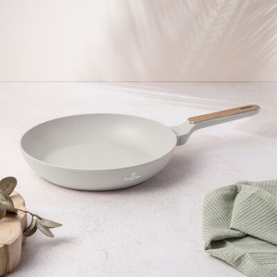 Tigaie Berlinger Haus, Sahara Nordic, 28 cm, 2.4 L, aluminiu forjat, crem mat/natur Tigaie Berlinger Haus, Sahara Nordic, 28 cm, 2.4 L, aluminiu forjat, crem mat/natur