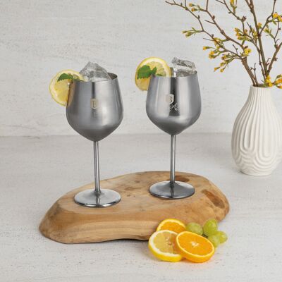 Set 2 pahare pentru vin Berlinger Haus, Matte Black, 550 ml, inox 18/10, argintiu Set 2 pahare pentru vin Berlinger Haus, Matte Black, 550 ml, inox 18/10, argintiu
