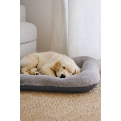 Pat pentru animale de companie, Paws & Whiskers, Sally Dog 55 x 75, Material exterior: 100% poliester, Gri Pat pentru animale de companie, Paws & Whiskers, Sally Dog 55 x 75, Material exterior: 100% poliester, Gri