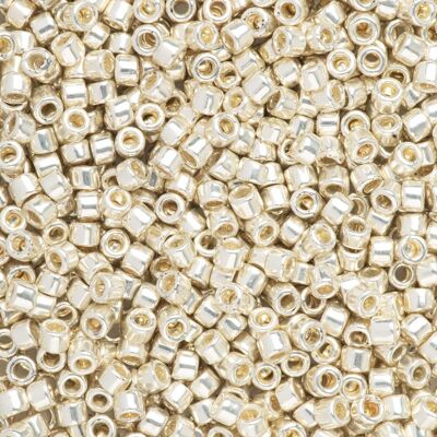 TOHO Treasure 11/0 (TT-01-558) nr.532 - 25 g TOHO Treasure 11/0 (TT-01-558) nr.532 - 25 g