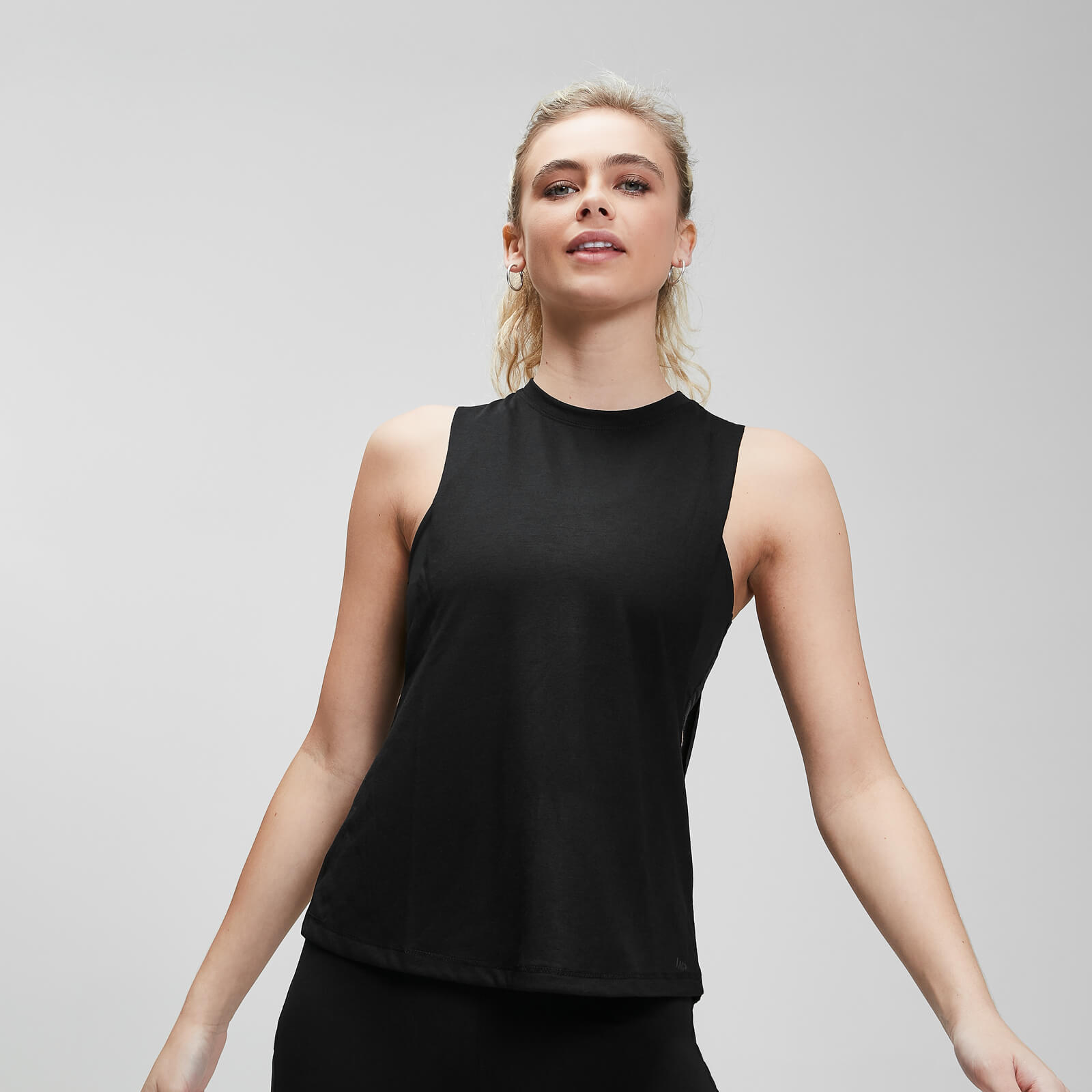 MP Essentials Training Drop Armhole Vest för kvinnor – Svart - S MP Essentials Training Drop Armhole Vest för kvinnor – Svart - S