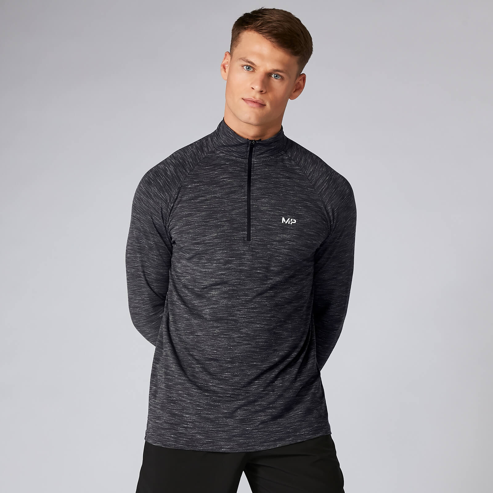 Myprotein MP Performance ¼ Zip Top för män – Gråmelerad - L Myprotein MP Performance ¼ Zip Top för män – Gråmelerad - L
