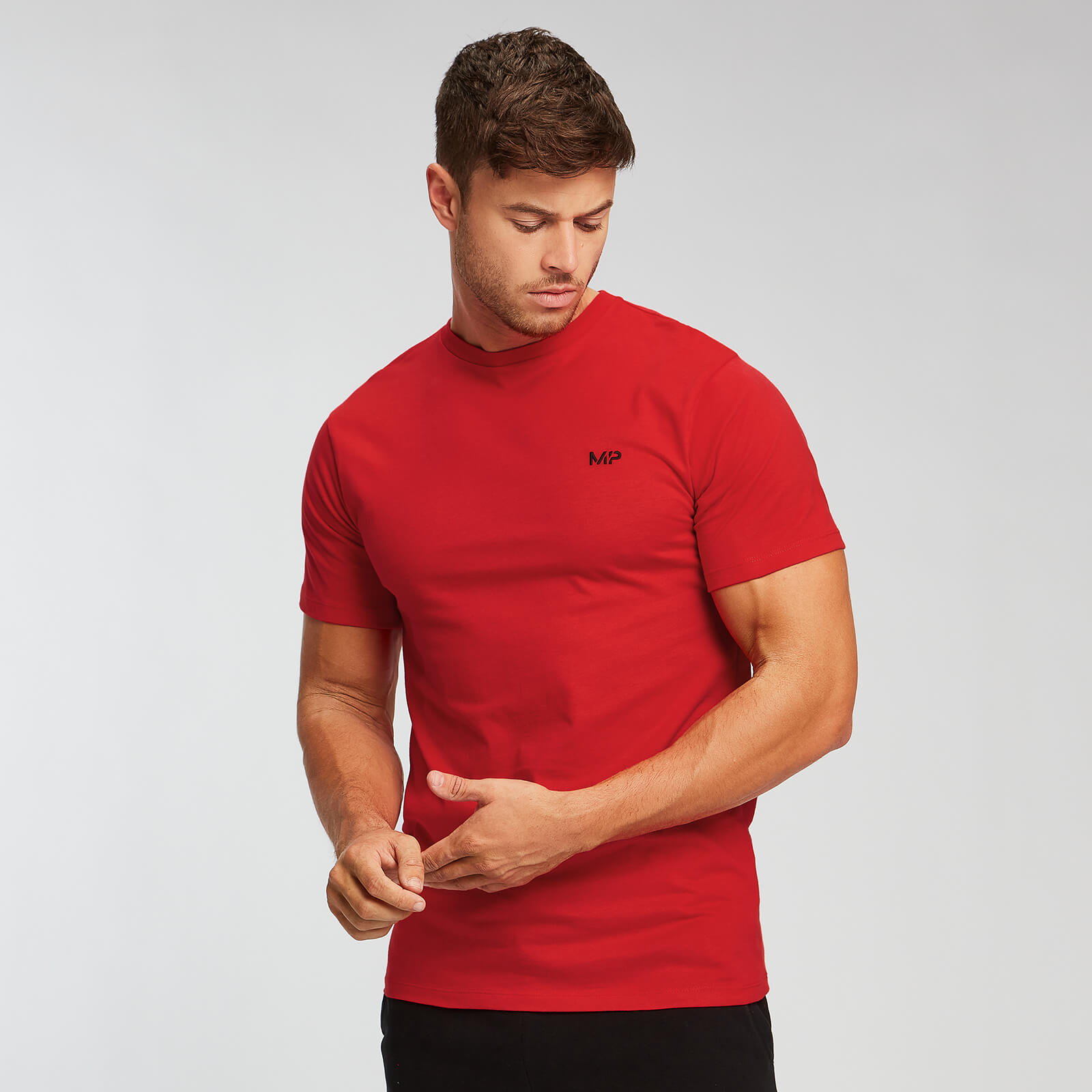 Myprotein MP Essentials T-Shirt för män – Röd - XXL Myprotein MP Essentials T-Shirt för män – Röd - XXL