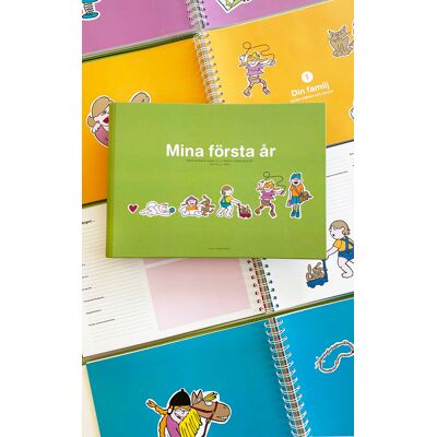 Mina första år : från mammas mage till första sommarlovet : en fyll-i-bok Mina första år : från mammas mage till första sommarlovet : en fyll-i-bok