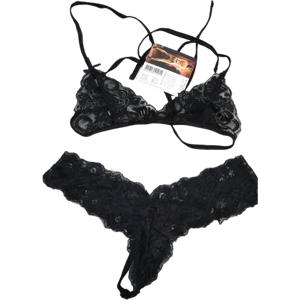 Baci Lingerie Submissive Lingerie Bikini Set with Cuff – Svart Baci Lingerie Submissive Lingerie Bikini Set with Cuff – Svart