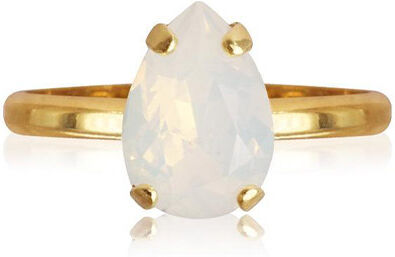 Caroline Svedbom Petite Drop ring vit opal Caroline Svedbom Petite Drop ring vit opal