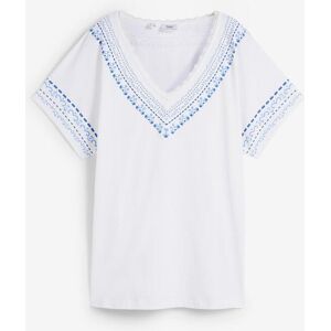 bonprix Bekvämt skuren T-shirt med broderi och ekologisk bomull bonprix Bekvämt skuren T-shirt med broderi och ekologisk bomull