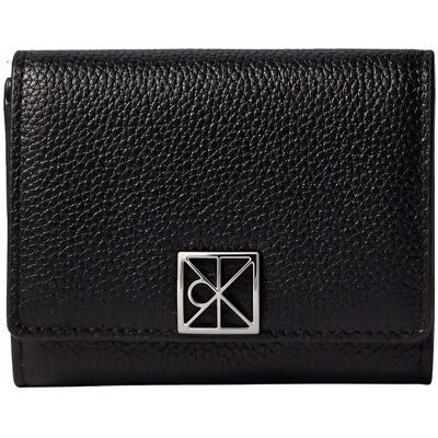 Calvin Emblem Hw Pebble Trifold W/Zip ONE SIZE BLACK ONE SIZE Calvin Emblem Hw Pebble Trifold W/Zip ONE SIZE BLACK ONE SIZE