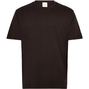 Calvin Ss Supima Chest Emb Crewneck Tee XL CHOCOLATE TORTE XL Calvin Ss Supima Chest Emb Crewneck Tee XL CHOCOLATE TORTE XL