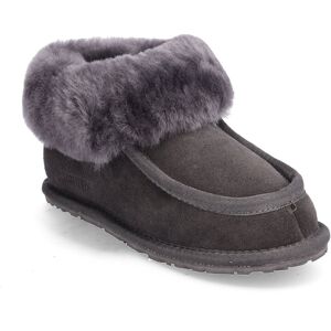 ANGULUS Indoor 28 x 17.00 0038 GREY LAMBSWOOL 28 x 17.00 ANGULUS Indoor 28 x 17.00 0038 GREY LAMBSWOOL 28 x 17.00