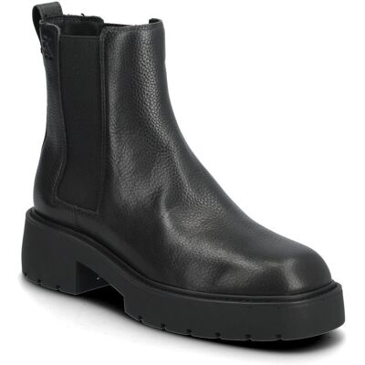 Calvin Chunky Chelsea Boot Lth 40 x 40 CK BLACK 40 x 40 Calvin Chunky Chelsea Boot Lth 40 x 40 CK BLACK 40 x 40