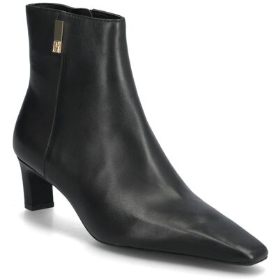 Tommy Hilfiger Th Square Toe Kitten Bootie 39 BLACK 39 Tommy Hilfiger Th Square Toe Kitten Bootie 39 BLACK 39