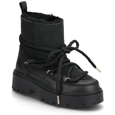 Tommy Hilfiger Real Shearling Laceup Snowboot 38 BLACK 38 Tommy Hilfiger Real Shearling Laceup Snowboot 38 BLACK 38