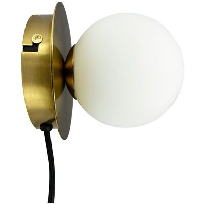Dyberg Larsen Sia Væglampe Med Kuppel Og Messing Bagplade ONE SIZE OPAL/ BRASS ONE SIZE Dyberg Larsen Sia Væglampe Med Kuppel Og Messing Bagplade ONE SIZE OPAL/ BRASS ONE SIZE