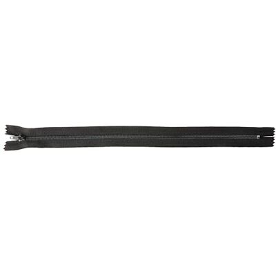 Trimz 30 cm (~12 tum) svart envägsände stopp dragkedja med 4 mm tänder 10 st, polyester, 30 cm Trimz 30 cm (~12 tum) svart envägsände stopp dragkedja med 4 mm tänder 10 st, polyester, 30 cm