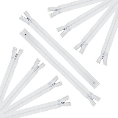 Trimz 50 cm (~20 tum) vit envägsände stoppdragkedja med 4 mm tänder 10 st, polyester, 50 cm Trimz 50 cm (~20 tum) vit envägsände stoppdragkedja med 4 mm tänder 10 st, polyester, 50 cm