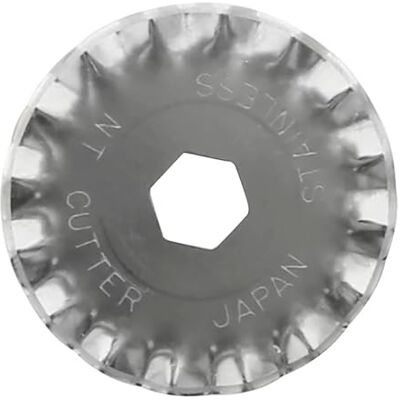 NT Cutter 28 mm roterande vågblad för roterande skärare och stor tygcirkelskärare, 2-blad/förpackning, 1-pack (BW-28P) NT Cutter 28 mm roterande vågblad för roterande skärare och stor tygcirkelskärare, 2-blad/förpackning, 1-pack (BW-28P)