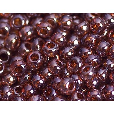 Toho Japanska pärlor glänsande brons stenpartier 2,2 mm 11/0 100 gr. Toho Japanska pärlor glänsande brons stenpartier 2,2 mm 11/0 100 gr.