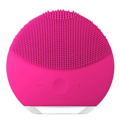 FOREO Elektrisk Ansiktsrengöringsborste, Fuchsia FOREO Elektrisk Ansiktsrengöringsborste, Fuchsia