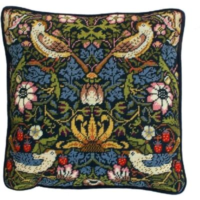 Bothy Threads - William Morris Strawberry Thief - Tapestry kit Bothy Threads - William Morris Strawberry Thief - Tapestry kit
