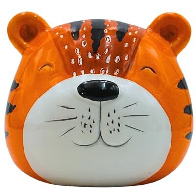 Dekohelden24 Sparfigur, spartier, sparbössa, spargris, spargris, spargris som tiger, spargris, dekorativ tiger med ekonomifunktion av keramik i orange, L/B/H 13 x 11 x 13 cm. Dekohelden24 Sparfigur, spartier, sparbössa, spargris, spargris, spargris som tiger, spargris, dekorativ tiger med ekonomifunktion av keramik i orange, L/B/H 13 x 11 x 13 cm.