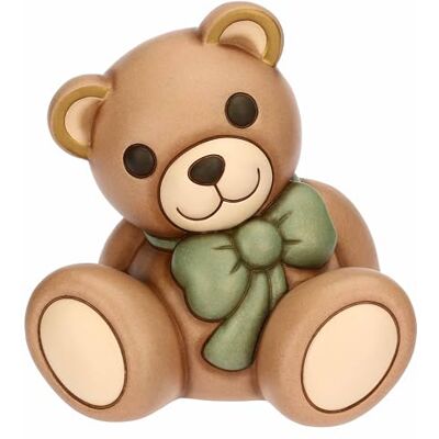 THUN Teddy med rosett, stor, keramik, kollektion annan nyhet 2025, 16,9 x 15,1 x 17,3 cm THUN Teddy med rosett, stor, keramik, kollektion annan nyhet 2025, 16,9 x 15,1 x 17,3 cm