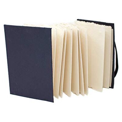 Artway Indigo Skissbok av Bomullsraggpapper A6 Konsertina 36 Sidor/18 Blad av 250 gsm Papper av 100% Bomullsraggpapper Med Medelhög Textur 100% Handgjort Artway Indigo Skissbok av Bomullsraggpapper A6 Konsertina 36 Sidor/18 Blad av 250 gsm Papper av 100% Bomullsraggpapper Med Medelhög Textur 100% Handgjort